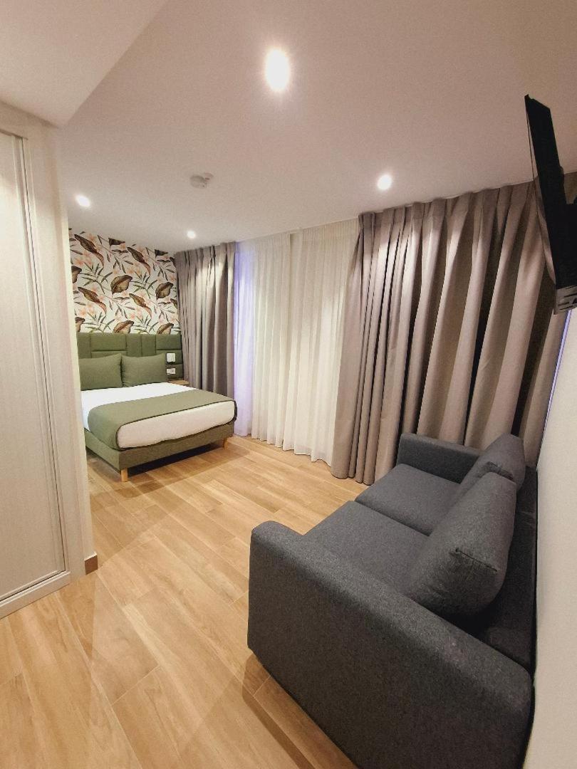 Hostal San Blas Madrid Eksteriør billede
